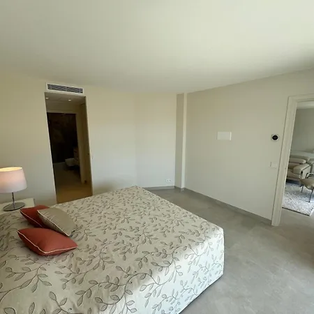 Grand Aparthotel