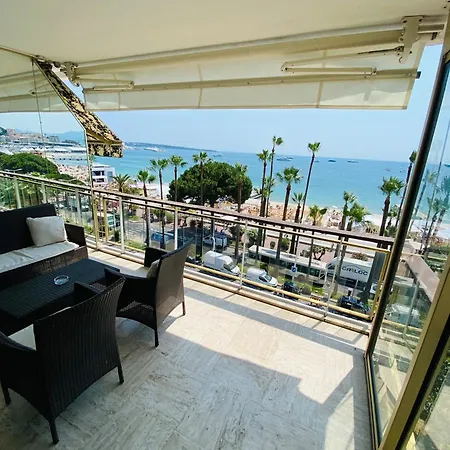 Grand * Cannes